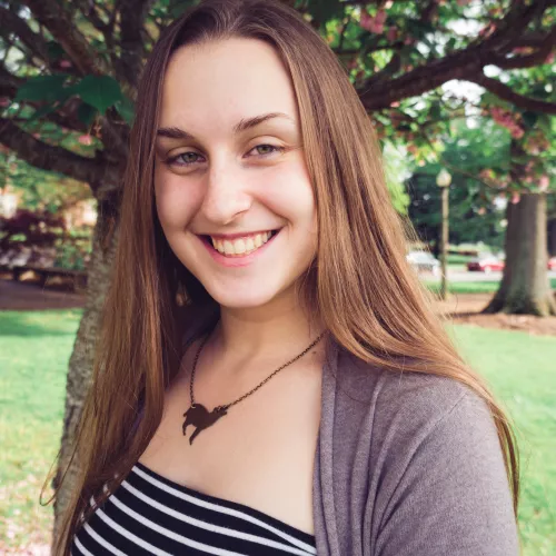 Erin Kochy Headshot
