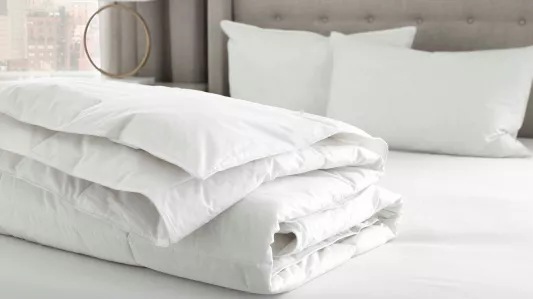 Antimicrobial Bed Sheets: What Manufacturers Need to Know